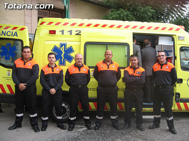 TOTANA CUENTA DESDE HOY CON UNA NUEVA AMBULANCIA PARA ATENDER LAS URGENCIAS DEL MUNICIPIO (2006) - 12
