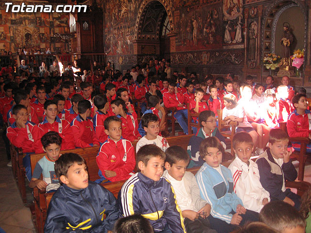 LA ESCUELA DEPORTIVA MUNICIPAL DE FÚTBOL DE TOTANA REALIZÓ UNA OFRENDA FLORAL A LA PATRONA SANTA EULALIA DE MÉRIDA - 5