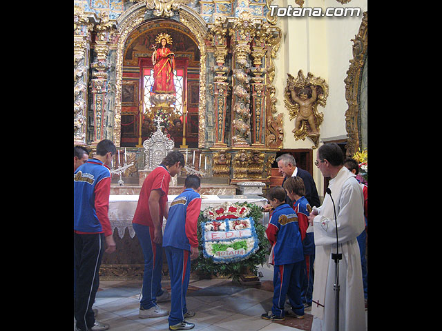 LA ESCUELA DEPORTIVA MUNICIPAL DE FÚTBOL DE TOTANA REALIZÓ UNA OFRENDA FLORAL A LA PATRONA SANTA EULALIA DE MÉRIDA - 36