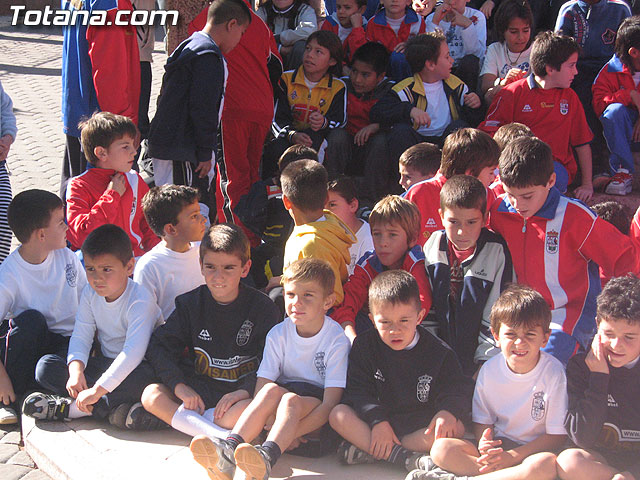 LA ESCUELA DEPORTIVA MUNICIPAL DE FÚTBOL DE TOTANA REALIZÓ UNA OFRENDA FLORAL A LA PATRONA SANTA EULALIA DE MÉRIDA - 40