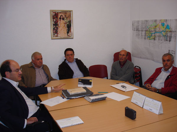 EL PSOE MANTUVO UNA REUNIÓN CON LA ASOCIACIÓN DE EMPRESARIOS DE LA CONSTRUCCIÓN (AEMCO) Y CON LA ASOCIACIÓN DE EMPRESARIOS DEL BAJO GUADALENTÍN  (CEBAG) PARA HABLAR DEL PLAN GENERAL DE ORDENACIÓN URBANA - 3