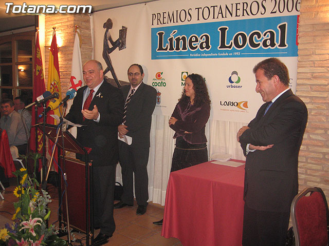 SE ENTREGAN LOS PREMIOS “TOTANEROS DEL AÑO 2006”, QUE CONVOCA EL PERIÓDICO “LÍNEA LOCAL” - 67