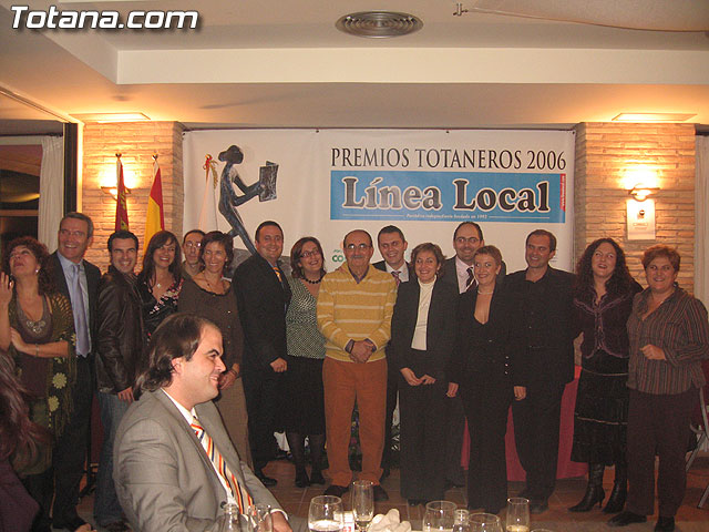 SE ENTREGAN LOS PREMIOS TOTANEROS DEL AO 2006, QUE CONVOCA EL PERIDICO LNEA LOCAL - 72