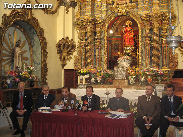 LA FUNDACIÓN LA SANTA HA PRESENTADO LA OCTAVA EDICIÓN DE LOS CUADERNOS DE LA SANTA EN LA ERMITA - 3