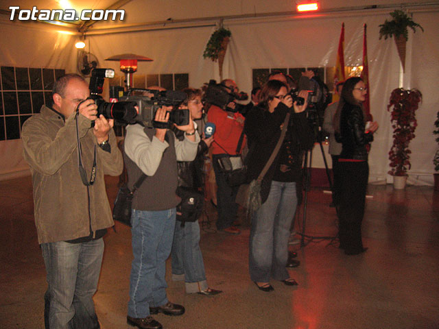 VALCÁRCEL APOYA LA GESTIÓN DEL GOBIERNO MUNICIPAL ANTE CASI 600 PERSONAS EN UN ACTO POLÍTICO CON MILITANTES Y REPRESENTANTES SOCIEDAD TOTANERA - 2