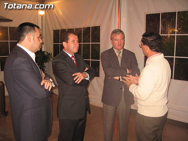 VALCÁRCEL APOYA LA GESTIÓN DEL GOBIERNO MUNICIPAL ANTE CASI 600 PERSONAS EN UN ACTO POLÍTICO CON MILITANTES Y REPRESENTANTES SOCIEDAD TOTANERA - 5