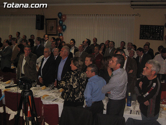 VALCÁRCEL APOYA LA GESTIÓN DEL GOBIERNO MUNICIPAL ANTE CASI 600 PERSONAS EN UN ACTO POLÍTICO CON MILITANTES Y REPRESENTANTES SOCIEDAD TOTANERA - 8