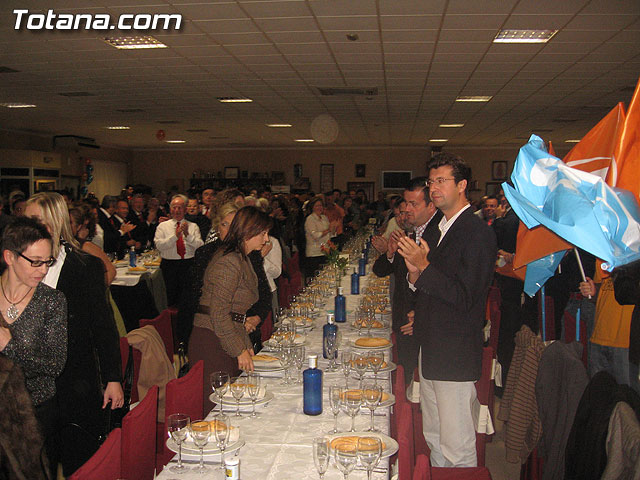 VALCÁRCEL APOYA LA GESTIÓN DEL GOBIERNO MUNICIPAL ANTE CASI 600 PERSONAS EN UN ACTO POLÍTICO CON MILITANTES Y REPRESENTANTES SOCIEDAD TOTANERA - 12