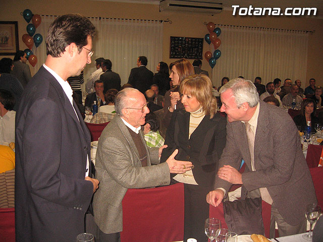 VALCÁRCEL APOYA LA GESTIÓN DEL GOBIERNO MUNICIPAL ANTE CASI 600 PERSONAS EN UN ACTO POLÍTICO CON MILITANTES Y REPRESENTANTES SOCIEDAD TOTANERA - 13