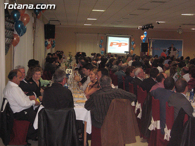 VALCÁRCEL APOYA LA GESTIÓN DEL GOBIERNO MUNICIPAL ANTE CASI 600 PERSONAS EN UN ACTO POLÍTICO CON MILITANTES Y REPRESENTANTES SOCIEDAD TOTANERA - 22