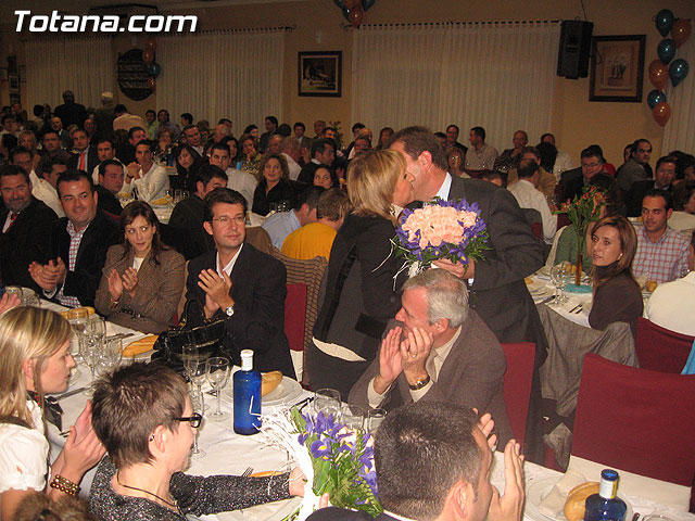 VALCÁRCEL APOYA LA GESTIÓN DEL GOBIERNO MUNICIPAL ANTE CASI 600 PERSONAS EN UN ACTO POLÍTICO CON MILITANTES Y REPRESENTANTES SOCIEDAD TOTANERA - 31