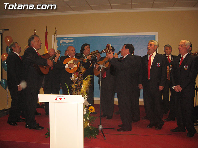 VALCÁRCEL APOYA LA GESTIÓN DEL GOBIERNO MUNICIPAL ANTE CASI 600 PERSONAS EN UN ACTO POLÍTICO CON MILITANTES Y REPRESENTANTES SOCIEDAD TOTANERA - 49