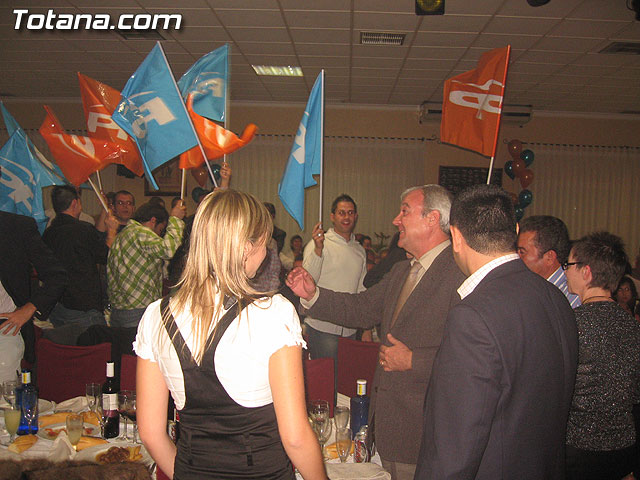 VALCÁRCEL APOYA LA GESTIÓN DEL GOBIERNO MUNICIPAL ANTE CASI 600 PERSONAS EN UN ACTO POLÍTICO CON MILITANTES Y REPRESENTANTES SOCIEDAD TOTANERA - 41