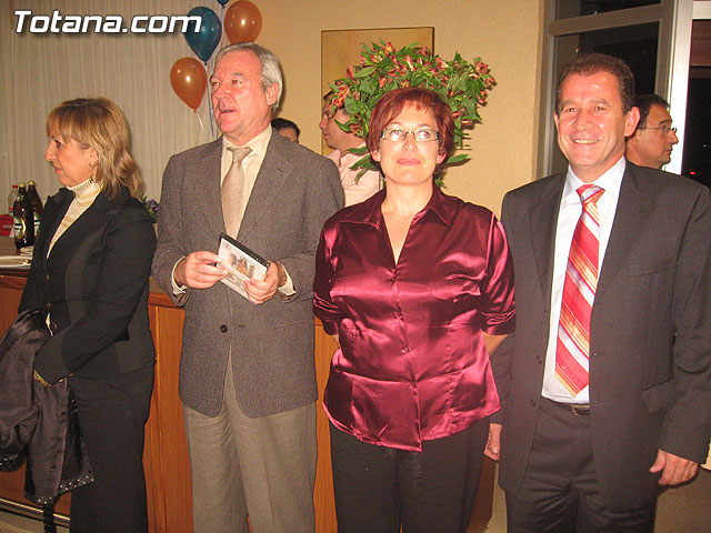 VALCÁRCEL APOYA LA GESTIÓN DEL GOBIERNO MUNICIPAL ANTE CASI 600 PERSONAS EN UN ACTO POLÍTICO CON MILITANTES Y REPRESENTANTES SOCIEDAD TOTANERA - 44