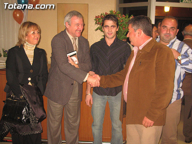 VALCÁRCEL APOYA LA GESTIÓN DEL GOBIERNO MUNICIPAL ANTE CASI 600 PERSONAS EN UN ACTO POLÍTICO CON MILITANTES Y REPRESENTANTES SOCIEDAD TOTANERA - 45