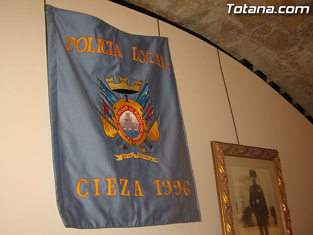 TOTANA.COM Y LA POLICÍA LOCAL DE TOTANA ASISTEN AL ACTO DE INAUGURACIÓN DE LA I EXPOSICIÓN DE MATERIAL POLICIAL DE LA POLICÍA LOCAL DE CIEZA - 12 TOTANA.COM Y LA POLICÍA LOCAL DE TOTANA ASISTEN AL ACTO DE INAUGURACIÓN DE LA I EXPOSICIÓN DE MATERIAL POLICIAL DE LA POLICÍA LOCAL DE CIEZA - 12