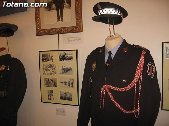 TOTANA.COM Y LA POLICÍA LOCAL DE TOTANA ASISTEN AL ACTO DE INAUGURACIÓN DE LA I EXPOSICIÓN DE MATERIAL POLICIAL DE LA POLICÍA LOCAL DE CIEZA - 13 TOTANA.COM Y LA POLICÍA LOCAL DE TOTANA ASISTEN AL ACTO DE INAUGURACIÓN DE LA I EXPOSICIÓN DE MATERIAL POLICIAL DE LA POLICÍA LOCAL DE CIEZA - 13
