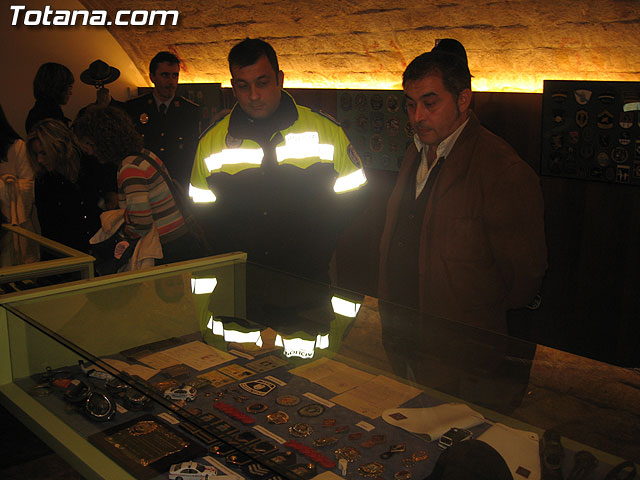 TOTANA.COM Y LA POLICA LOCAL DE TOTANA ASISTEN AL ACTO DE INAUGURACIN DE LA I EXPOSICIN DE MATERIAL POLICIAL DE LA POLICA LOCAL DE CIEZA - 14