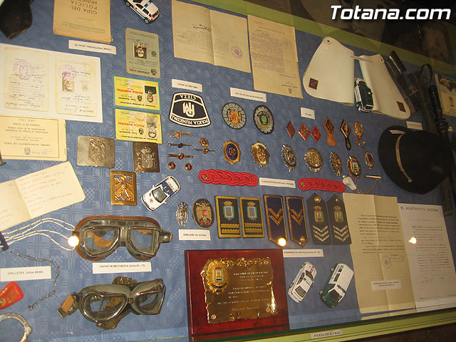 TOTANA.COM Y LA POLICÍA LOCAL DE TOTANA ASISTEN AL ACTO DE INAUGURACIÓN DE LA I EXPOSICIÓN DE MATERIAL POLICIAL DE LA POLICÍA LOCAL DE CIEZA - 36 TOTANA.COM Y LA POLICÍA LOCAL DE TOTANA ASISTEN AL ACTO DE INAUGURACIÓN DE LA I EXPOSICIÓN DE MATERIAL POLICIAL DE LA POLICÍA LOCAL DE CIEZA - 36