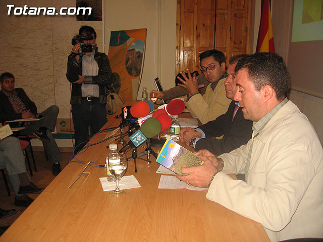 LOS AMANTES DE LA NATURALEZA YA DISPONEN DE NUEVAS RUTAS ACONDICIONADAS EN LOS 11 SENDEROS NATURALES DEL PARQUE REGIONAL SIERRA ESPUÑA - 12 LOS AMANTES DE LA NATURALEZA YA DISPONEN DE NUEVAS RUTAS ACONDICIONADAS EN LOS 11 SENDEROS NATURALES DEL PARQUE REGIONAL SIERRA ESPUÑA - 12