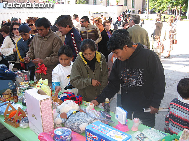 EL MOVIMIENTO JUNIOR Y EL COLECTIVO EL CANDIL ORGANIZARON UN MERCADILLO SOLIDARIO EL PASADO DOMINGO 17 DE DICIEMBRE - 5