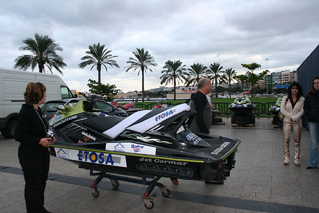 LOS TOTANEROS ANTONIO COSTA Y FRANCISCO SÁNCHEZ CONSIGUEN LOS TÍTULOS DE CAMPEONES DE ESPAÑA DE MOTONÁUTICA 2006 EN F2 Y PROMOTIÓN RESPECTIVAMENTE - 2