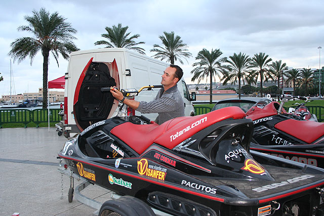 LOS TOTANEROS ANTONIO COSTA Y FRANCISCO SNCHEZ CONSIGUEN LOS TTULOS DE CAMPEONES DE ESPAA DE MOTONUTICA 2006 EN F2 Y PROMOTIN RESPECTIVAMENTE - 6