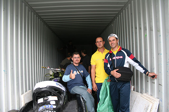 LOS TOTANEROS ANTONIO COSTA Y FRANCISCO SÁNCHEZ CONSIGUEN LOS TÍTULOS DE CAMPEONES DE ESPAÑA DE MOTONÁUTICA 2006 EN F2 Y PROMOTIÓN RESPECTIVAMENTE - 18 LOS TOTANEROS ANTONIO COSTA Y FRANCISCO SÁNCHEZ CONSIGUEN LOS TÍTULOS DE CAMPEONES DE ESPAÑA DE MOTONÁUTICA 2006 EN F2 Y PROMOTIÓN RESPECTIVAMENTE - 18