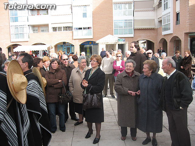 SE INAUGURA EL BELÉN MUNICIPAL EN LA PLAZA BALSA VIEJA QUE PERMANECERÁ ABIERTO HASTA EL DÍA 7 DE ENERO - 8