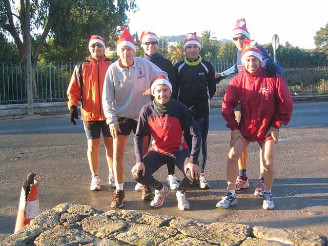 DESDE EL CLUB DE ATLETISMO DE TOTANA QUIEREN DESEAR A TODOS LOS VECINOS DE TOTANA UNAS FELICES FIESTAS Y PRÓSPERO 2007 - 25