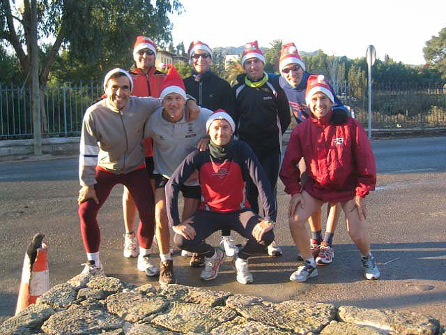 DESDE EL CLUB DE ATLETISMO DE TOTANA QUIEREN DESEAR A TODOS LOS VECINOS DE TOTANA UNAS FELICES FIESTAS Y PRÓSPERO 2007 - 26