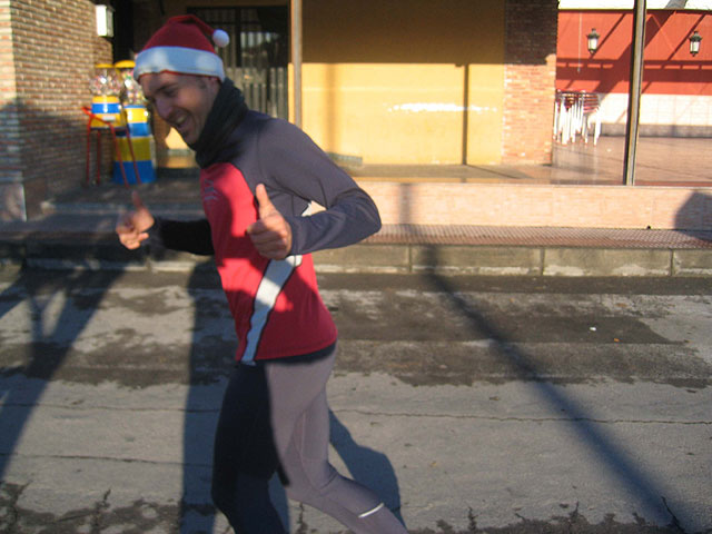 DESDE EL CLUB DE ATLETISMO DE TOTANA QUIEREN DESEAR A TODOS LOS VECINOS DE TOTANA UNAS FELICES FIESTAS Y PRSPERO 2007 - 31