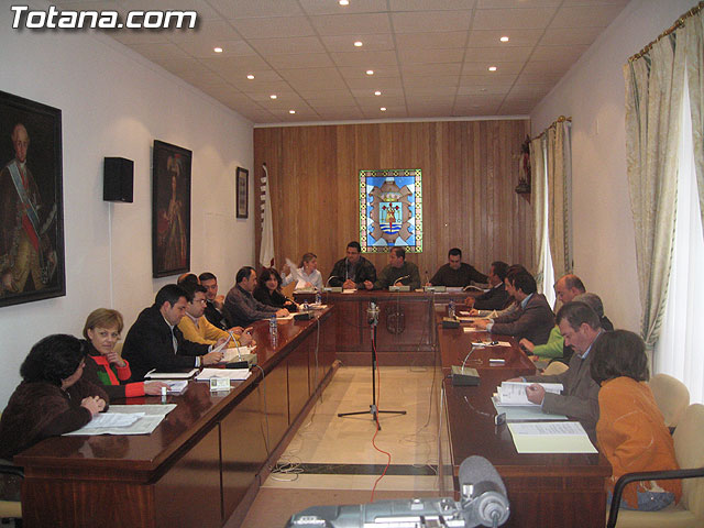 EL PLENO DEL AYUNTAMIENTO DE TOTANA APRUEBA UNA MOCIÓN CONJUNTA DE APOYO A LOS AGRICULTORES DE PARRALES DE UVA AFECTADOS POR LAS LLUVIAS DE NOVIEMBRE Y PEDIR AYUDAS A LAS ADMINISTRACIONES IMPLICADAS - 1 EL PLENO DEL AYUNTAMIENTO DE TOTANA APRUEBA UNA MOCIÓN CONJUNTA DE APOYO A LOS AGRICULTORES DE PARRALES DE UVA AFECTADOS POR LAS LLUVIAS DE NOVIEMBRE Y PEDIR AYUDAS A LAS ADMINISTRACIONES IMPLICADAS - 1