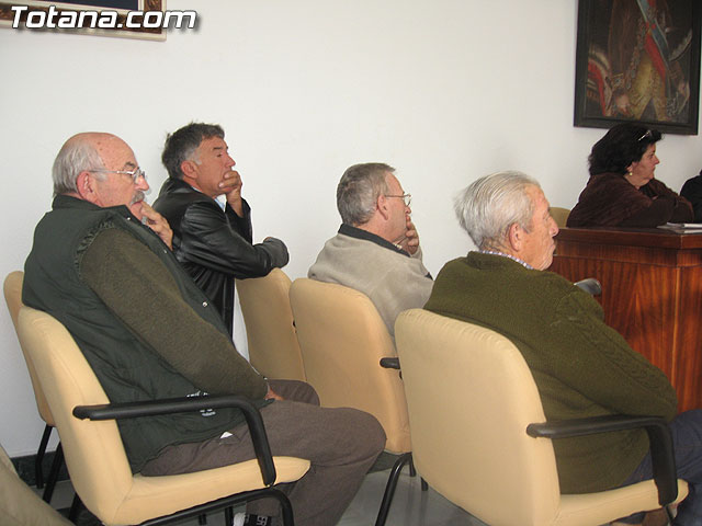 EL PLENO DEL AYUNTAMIENTO DE TOTANA APRUEBA UNA MOCIÓN CONJUNTA DE APOYO A LOS AGRICULTORES DE PARRALES DE UVA AFECTADOS POR LAS LLUVIAS DE NOVIEMBRE Y PEDIR AYUDAS A LAS ADMINISTRACIONES IMPLICADAS - 9 EL PLENO DEL AYUNTAMIENTO DE TOTANA APRUEBA UNA MOCIÓN CONJUNTA DE APOYO A LOS AGRICULTORES DE PARRALES DE UVA AFECTADOS POR LAS LLUVIAS DE NOVIEMBRE Y PEDIR AYUDAS A LAS ADMINISTRACIONES IMPLICADAS - 9