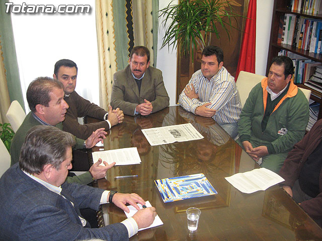 EL PLENO DEL AYUNTAMIENTO DE TOTANA APRUEBA UNA MOCIÓN CONJUNTA DE APOYO A LOS AGRICULTORES DE PARRALES DE UVA AFECTADOS POR LAS LLUVIAS DE NOVIEMBRE Y PEDIR AYUDAS A LAS ADMINISTRACIONES IMPLICADAS - 17 EL PLENO DEL AYUNTAMIENTO DE TOTANA APRUEBA UNA MOCIÓN CONJUNTA DE APOYO A LOS AGRICULTORES DE PARRALES DE UVA AFECTADOS POR LAS LLUVIAS DE NOVIEMBRE Y PEDIR AYUDAS A LAS ADMINISTRACIONES IMPLICADAS - 17