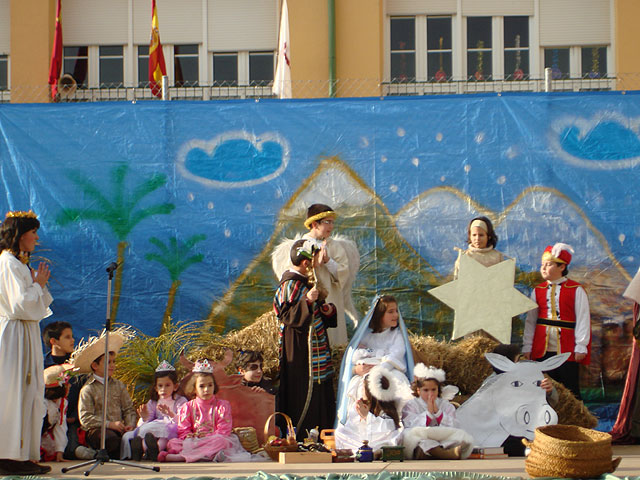 REPRESENTACIÓN DE NAVIDAD EN EL COLEGIO SANTA EULALIA - 9
