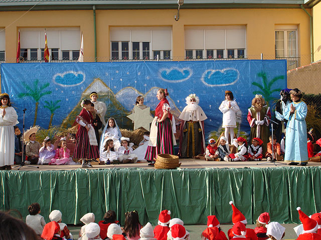 REPRESENTACIÓN DE NAVIDAD EN EL COLEGIO SANTA EULALIA - 10
