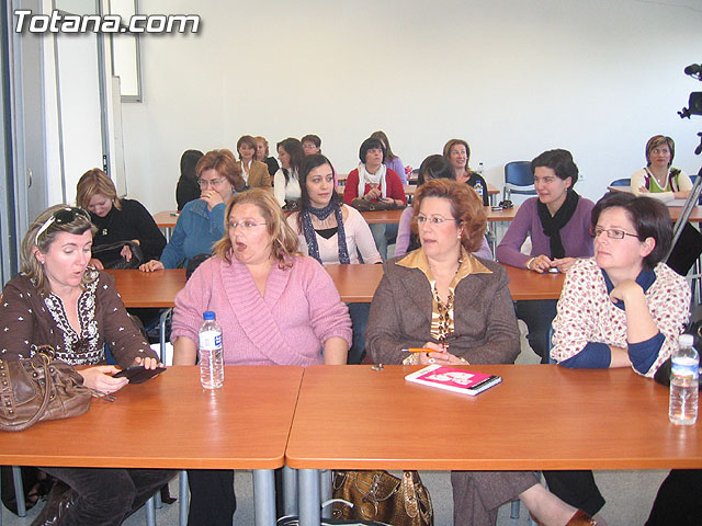 SE CLAUSURA LA PARTE TEÓRICA DE LOS CURSOS DE FORMACION OCUPACIONAL DEL POGRAMA “MAGAP-EMPLEO” SOBRE GESTIÓN ADMINISTRATIVA, ATENCIÓN AL PÚBLICO E INGLÉS - 6 SE CLAUSURA LA PARTE TEÓRICA DE LOS CURSOS DE FORMACION OCUPACIONAL DEL POGRAMA “MAGAP-EMPLEO” SOBRE GESTIÓN ADMINISTRATIVA, ATENCIÓN AL PÚBLICO E INGLÉS - 6