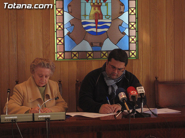 LA CONCEJALIA DE SERVICIOS AL CIUDADANO APOYA ECONÓMICAMENTE A UNA DOCENA DE ASOCIACIONES DEL MUNICIPIO PARA EL DESARROLLO DE ACCIONES CONJUNTAS EN EL TEJIDO SOCIAL DE TOTANA - 2 LA CONCEJALIA DE SERVICIOS AL CIUDADANO APOYA ECONÓMICAMENTE A UNA DOCENA DE ASOCIACIONES DEL MUNICIPIO PARA EL DESARROLLO DE ACCIONES CONJUNTAS EN EL TEJIDO SOCIAL DE TOTANA - 2