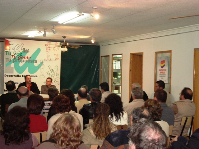 LA ASAMBLEA DE IU EN TOTANA ELIGE, POR UNANIMIDAD, A PEDRO MARTÍNEZ COMO CANDIDATO A LA ALCALDÍA - 6