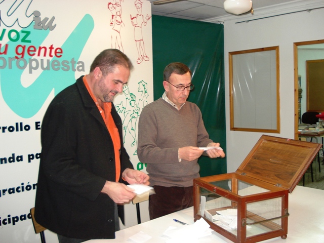 LA ASAMBLEA DE IU EN TOTANA ELIGE, POR UNANIMIDAD, A PEDRO MARTÍNEZ COMO CANDIDATO A LA ALCALDÍA - 9