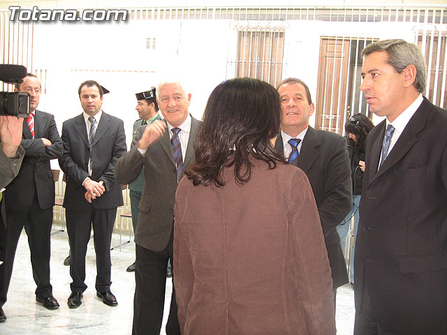 IZQUIERDA UNIDA DICE QUE VALCÁRCEL NO ACUDE A LA INAUGURACIÓN DEL AYUNTAMIENTO POR TEMOR A QUE LE ESTALLE LA TRAMA URBANÍSTICA DE SU PARTIDO EN TOTANA EN LAS MANOS - 18