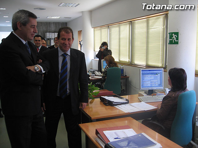 IZQUIERDA UNIDA DICE QUE VALCÁRCEL NO ACUDE A LA INAUGURACIÓN DEL AYUNTAMIENTO POR TEMOR A QUE LE ESTALLE LA TRAMA URBANÍSTICA DE SU PARTIDO EN TOTANA EN LAS MANOS - 35