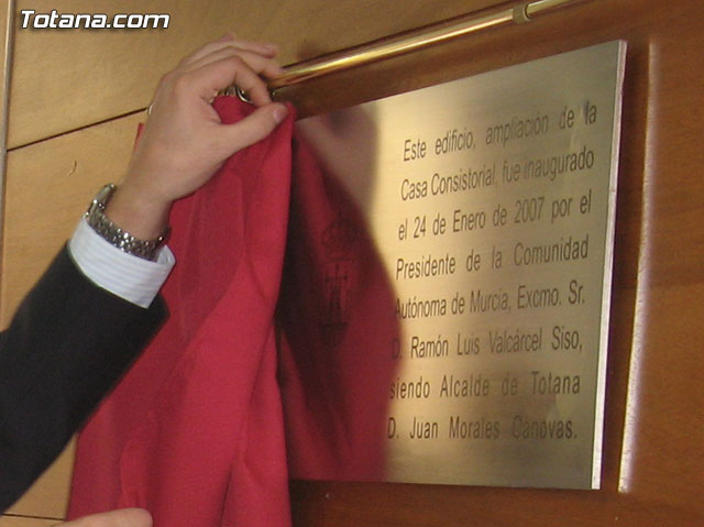 IZQUIERDA UNIDA DICE QUE VALCÁRCEL NO ACUDE A LA INAUGURACIÓN DEL AYUNTAMIENTO POR TEMOR A QUE LE ESTALLE LA TRAMA URBANÍSTICA DE SU PARTIDO EN TOTANA EN LAS MANOS - 10