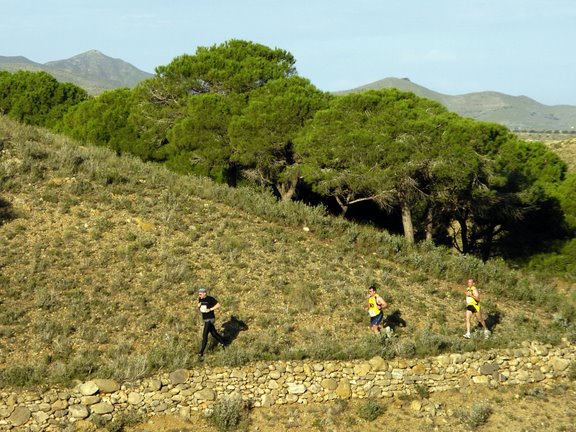 INTEGRANTES DEL CLUB DE ATLETISMO PTICA SANTA EULALIA PARTICIPARON EN EN EL I ROLDN TRAIL - 2