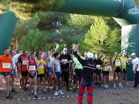 INTEGRANTES DEL CLUB DE ATLETISMO PTICA SANTA EULALIA PARTICIPARON EN EN EL I ROLDN TRAIL - 11