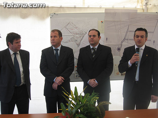 EL CONSEJERO DE INDUSTRIA Y LAS AUTORIDADES LOCALES INAUGURAN LA IV FASE DEL POLÍGONO EL SALADAR DE TOTANA AL QUE ACCEDEN 40 NUEVAS EMPRESAS - 2