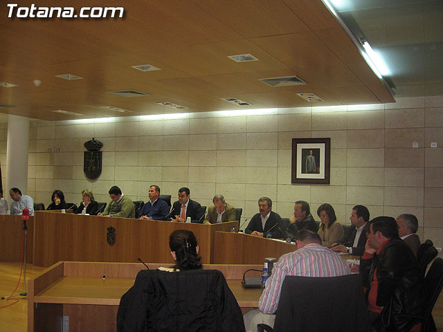 LOS CORPORATIVOS INAUGURAN EL NUEVO SALÓN DE SESIONES CON LA CELEBRACIÓN DEL PLENO ORDINARIO CORRESPONDIENTE AL MES DE ENERO - 9