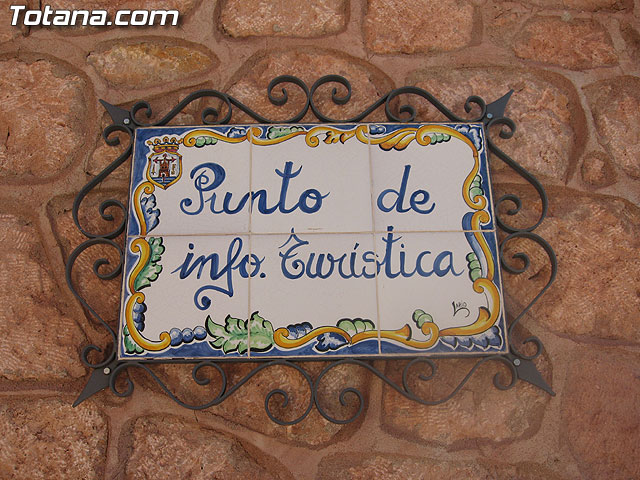 INAUGURADO EL NUEVO PUNTO DE INFORMACIÓN TURÍSTICA DEL SANTUARIO DE LA SANTA Y SIERRA ESPUÑA - 1