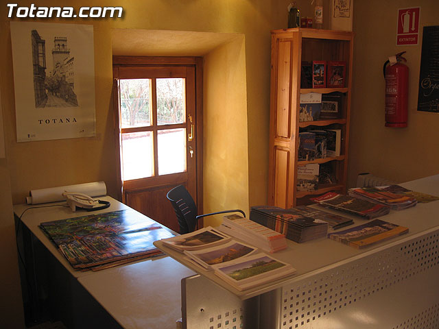 INAUGURADO EL NUEVO PUNTO DE INFORMACIÓN TURÍSTICA DEL SANTUARIO DE LA SANTA Y SIERRA ESPUÑA - 2